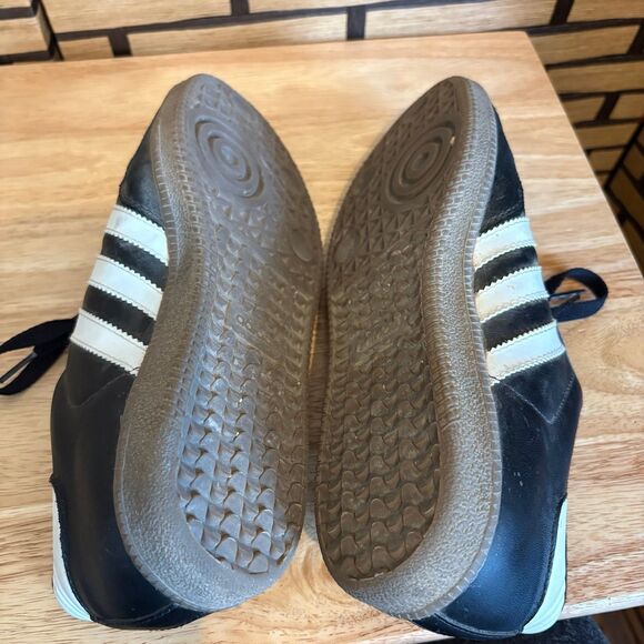 Adidas‎ Samba Black Vintage Sneakers Size 7.5